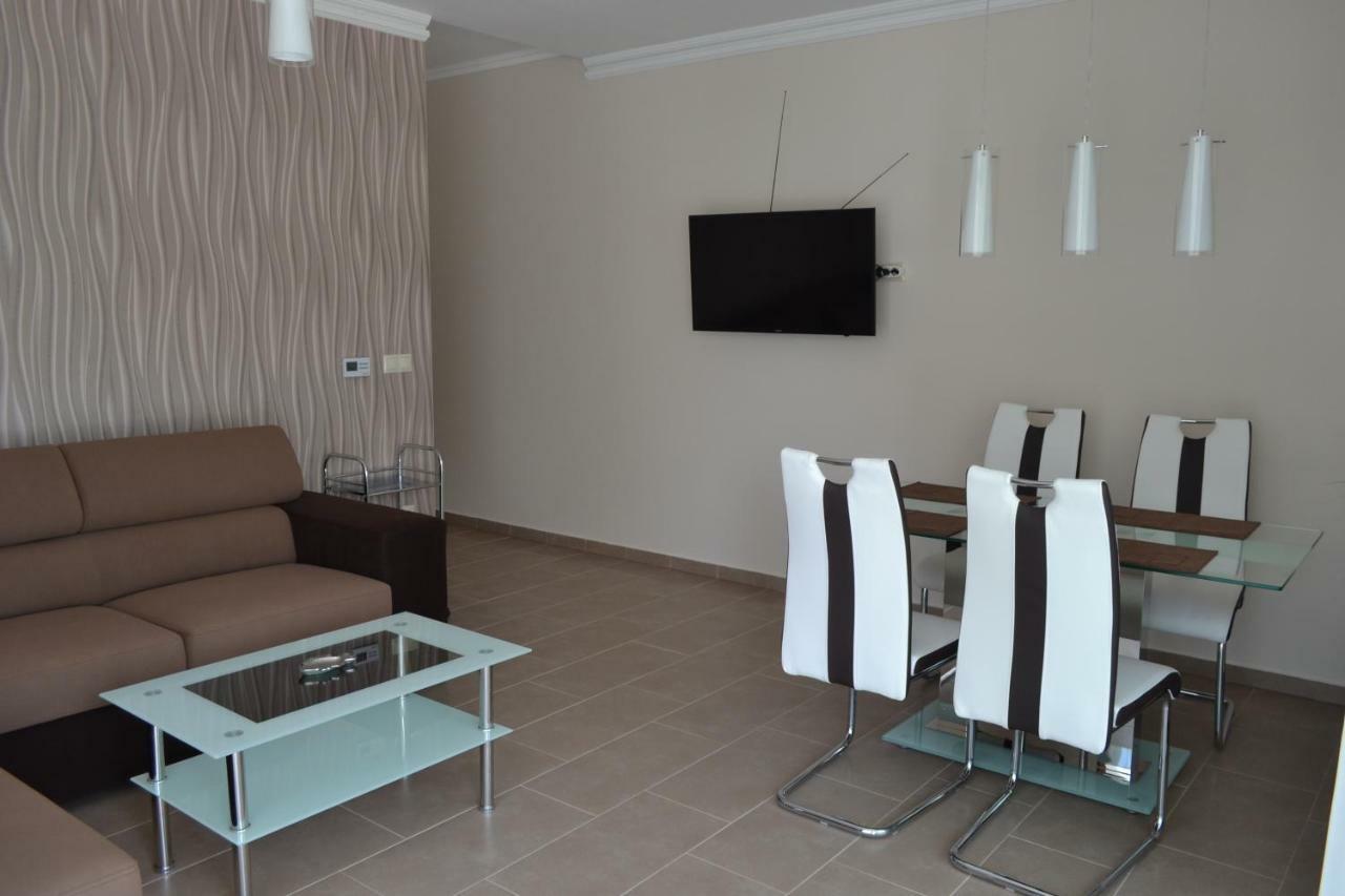 A16 Beachapartman Siofok Luaran gambar